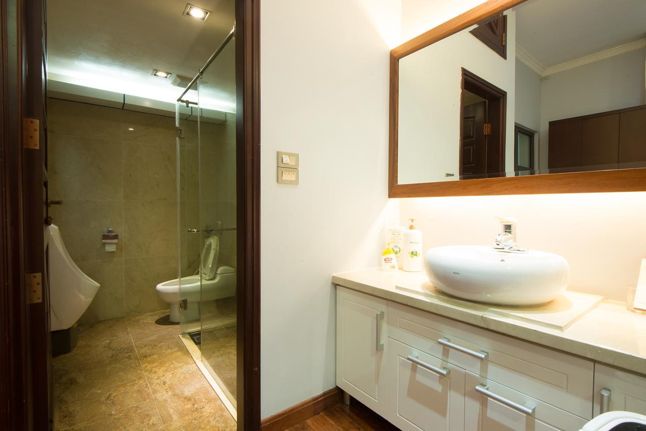 New Gate Apartment Hanoi Exteriör bild