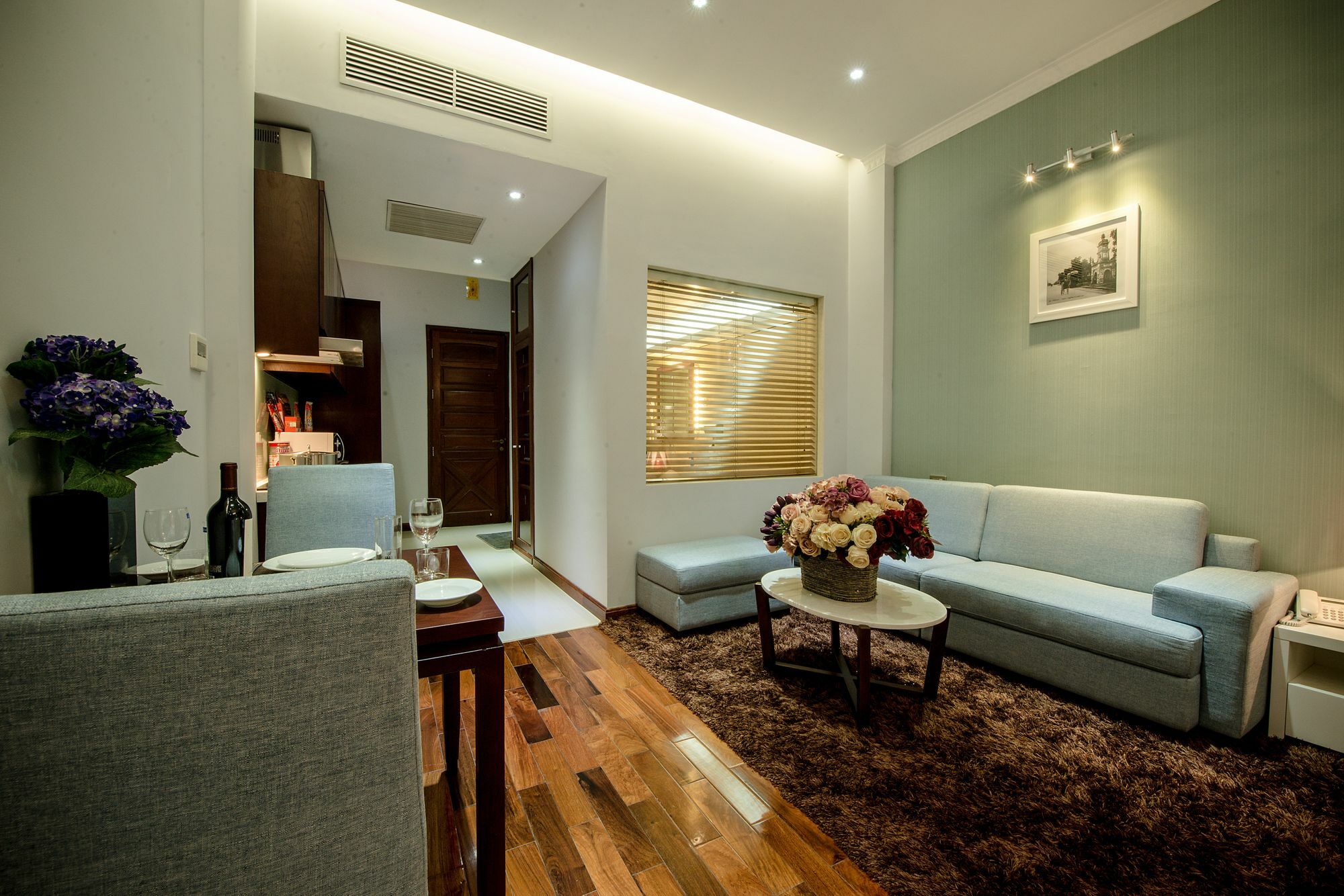 New Gate Apartment Hanoi Exteriör bild